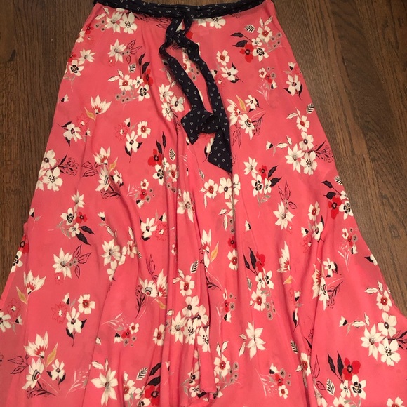 Velvet by Graham & Spencer Midi Skirt, Medium - Picture 4 of 9